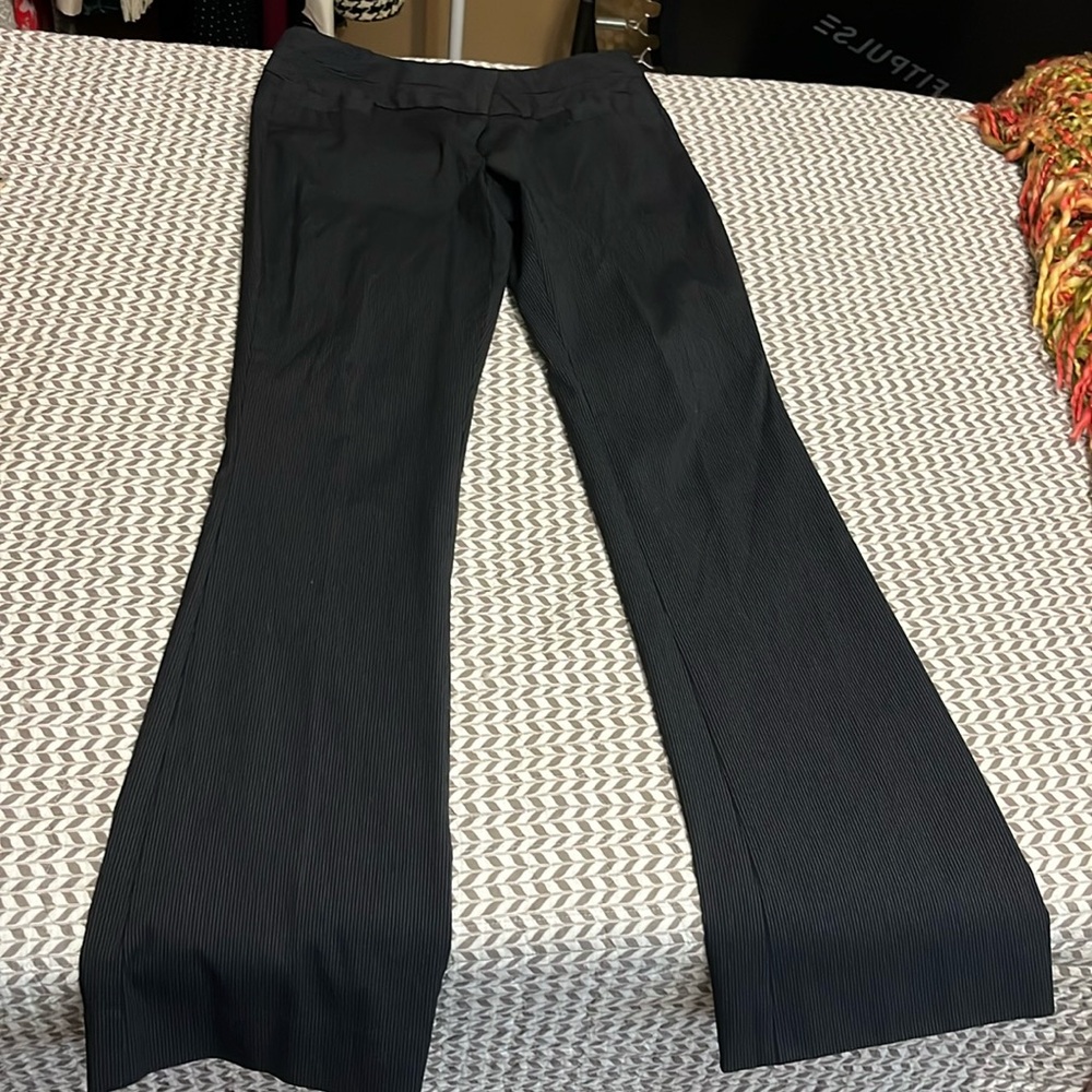 🌻 SALE 5/$50 or 10/$75 🌻 Limted stretch black pinstripe suit pant